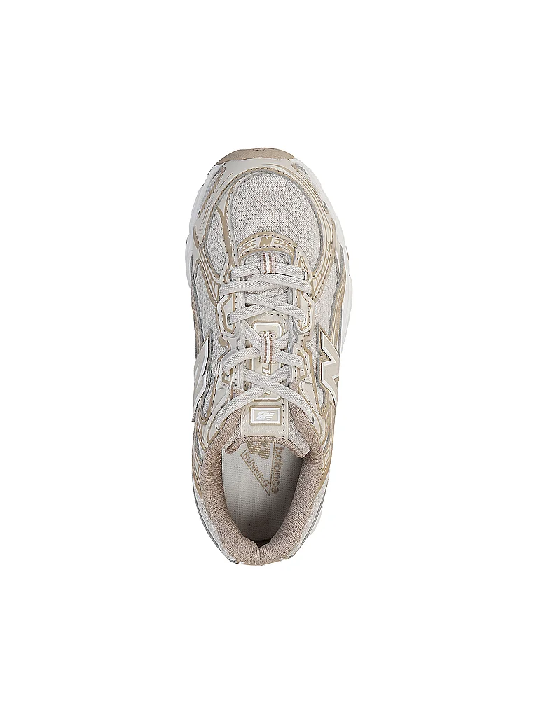 New Balance P7404 pour - vue 3